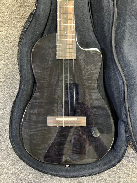 Pono BE-MBD-BK Mango Deluxe Black Baritone Electric Solid Body Ukulele w/Case