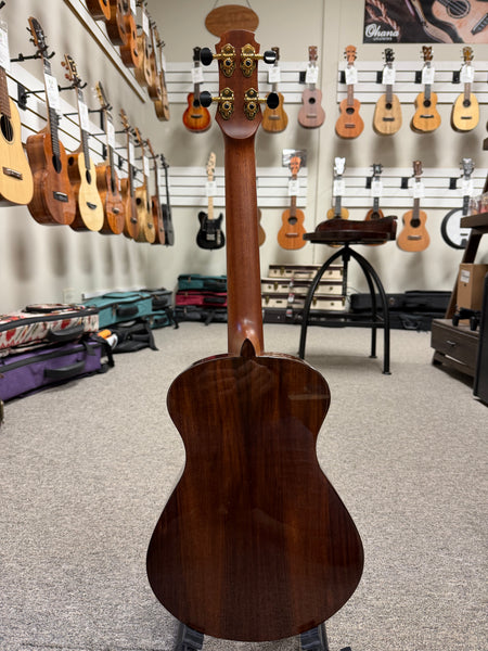 Maestro by Hozen Solid Spruce/Rosewood Custom Tenor Ukulele w/Case - B-Stock - Island Series