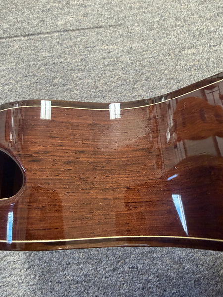 Maestro by Hozen Solid Spruce/Rosewood Custom Tenor Ukulele w/Case - B-Stock - Island Series