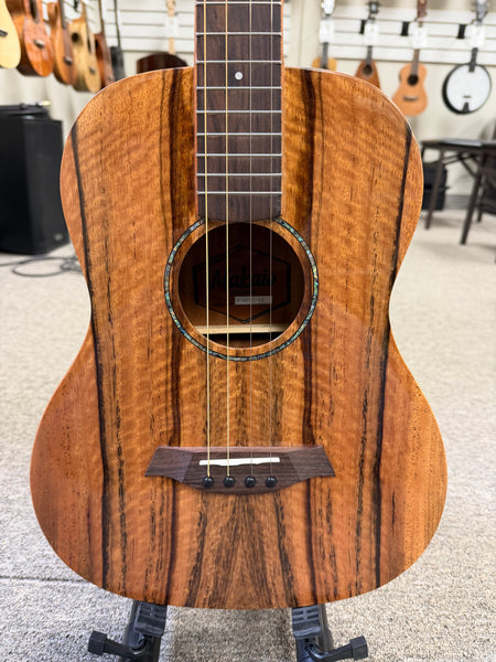 Makaio MSMBXS-10 Large Body Steel String Spalted Mango Baritone Ukulele w/Case