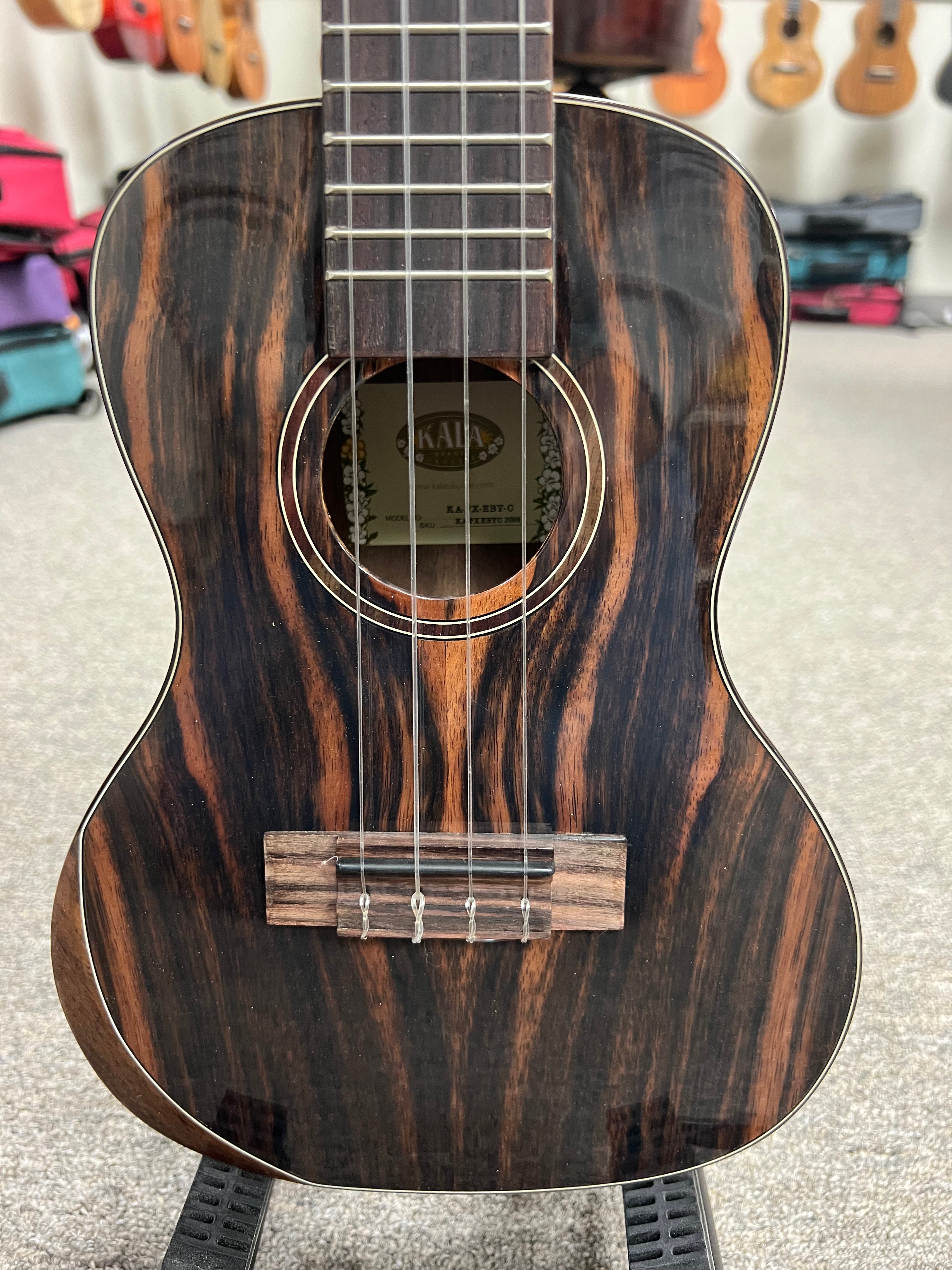 ミュージック PEBACA KALA KA-PX-EBY-C Premier Exotic Ebony Concert Ukulele