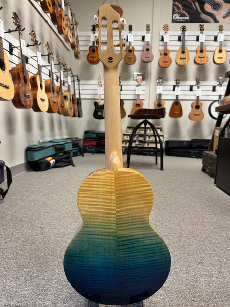 Flight A10FM Solid Flamed Maple Faded Blue 10th Anniversary Tenor Ukulele w/Case