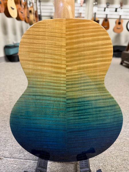 Flight A10FM Solid Flamed Maple Faded Blue 10th Anniversary Tenor Ukulele w/Case