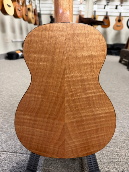OHANA TK-18OM  Okume Tenor Ukulele