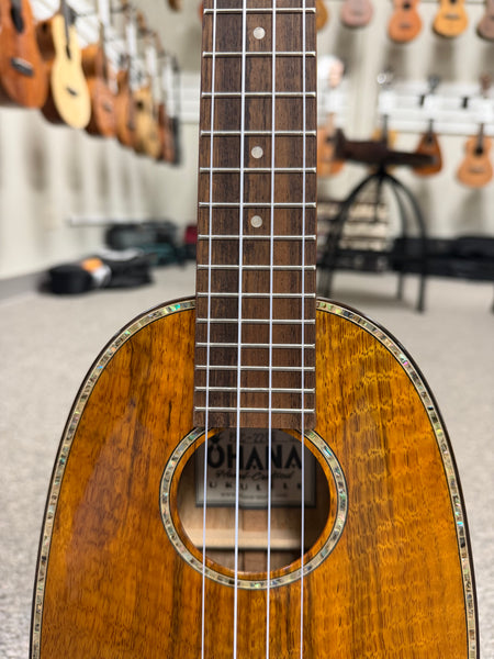 OHANA PKC-220G Solid Mango Pineapple Concert Ukulele