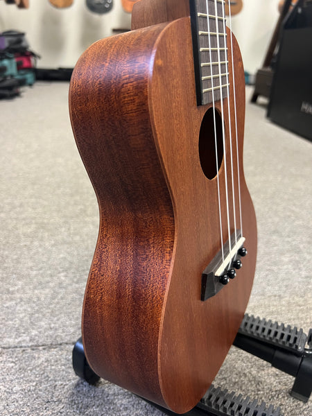 Islander by Kanile'a MC-4 Mahogany Concert Ukulele