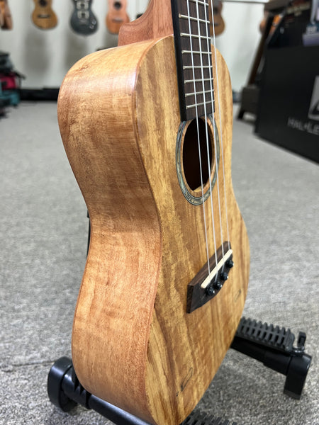 Islander by Kanile'a MAC-4 Spalted Maple Concert Ukulele