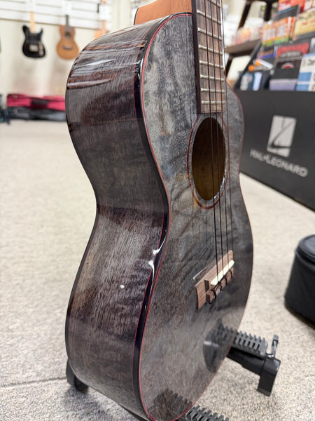 KALA KA-METD-BMR-B Solid Mango Black Night Baritone Ukulele w/Case - Pre Loved