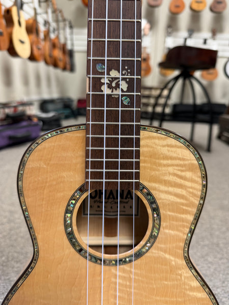 OHANA TK-450QEL Solid Quilted Eucalyptus Tenor Ukulele - Bevel Armrest