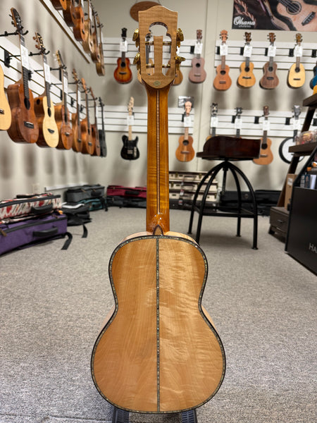 OHANA TK-450QEL Solid Quilted Eucalyptus Tenor Ukulele - Bevel Armrest