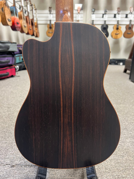 KALA KA-SSEBY-B-CE Electric Cutaway Baritone Ukulele -Solid Spruce/Ebony