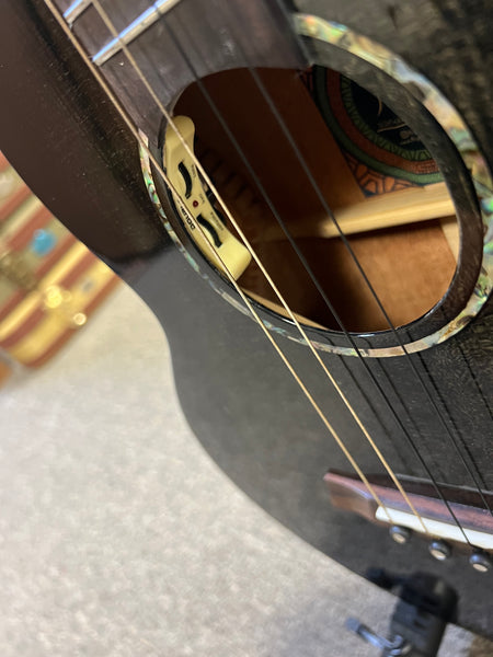 Flight Nighthawk Electric Baritone Ukulele w/Case