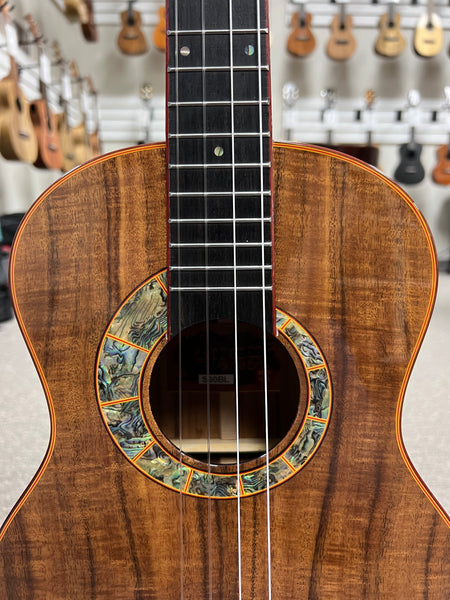 SNAIL S-60B Left Handed Solid Acacia Baritone Ukulele w/Case  - Comfort Armrest Lefty - Aloha City Ukes