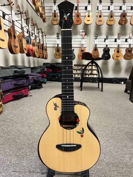 aNueNue UT-200HB Hummingbird Tenor Ukulele w/Case - Moon Bird Series -  Solid Spruce/Solid Rosewood