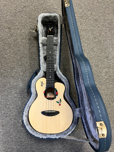 aNueNue UT-200HB Hummingbird Tenor Ukulele w/Case - Moon Bird Series -  Solid Spruce/Solid Rosewood