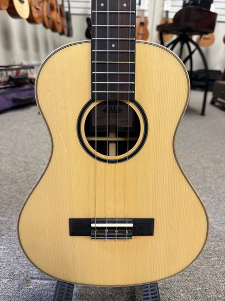 KALA KA-ASZCT-ST Solid Spruce/Ziricote Tenor XL Ukulele - Super Tenor