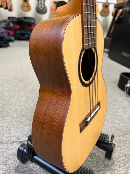 Ohana TK-70-8 Solid Spruce-Mahogany Tenor Ukulele w/Case - Pre Loved