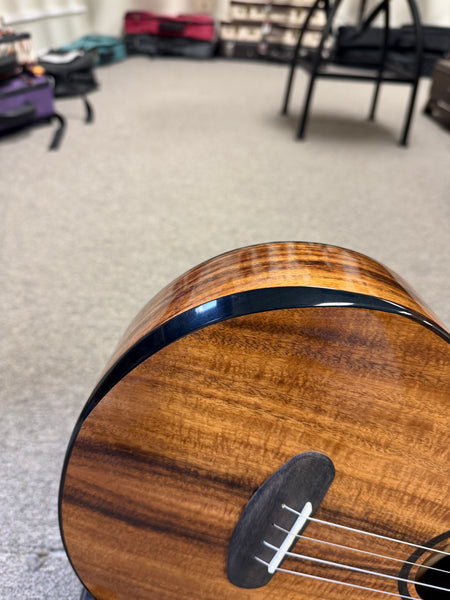 KALA KA-CT-SA-BG Solid Acacia Baritone Ukulele w/Case #2 - Contour Series