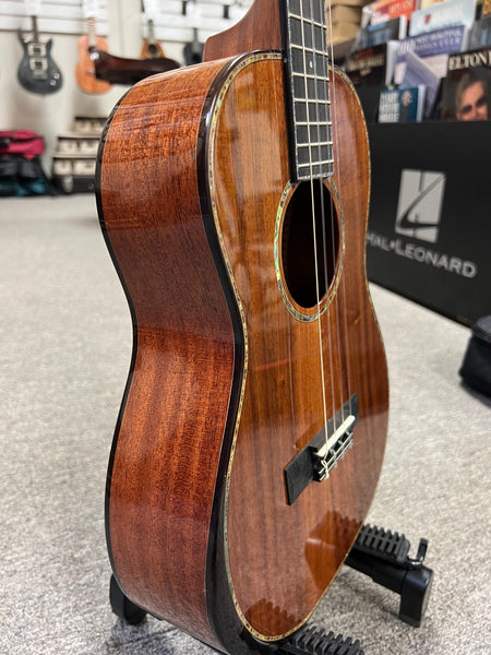 KALA KA-20th KOA-B Solid Koa/Mahogany Baritone Ukulele w/Case - 20th Anniversary Limited Edition