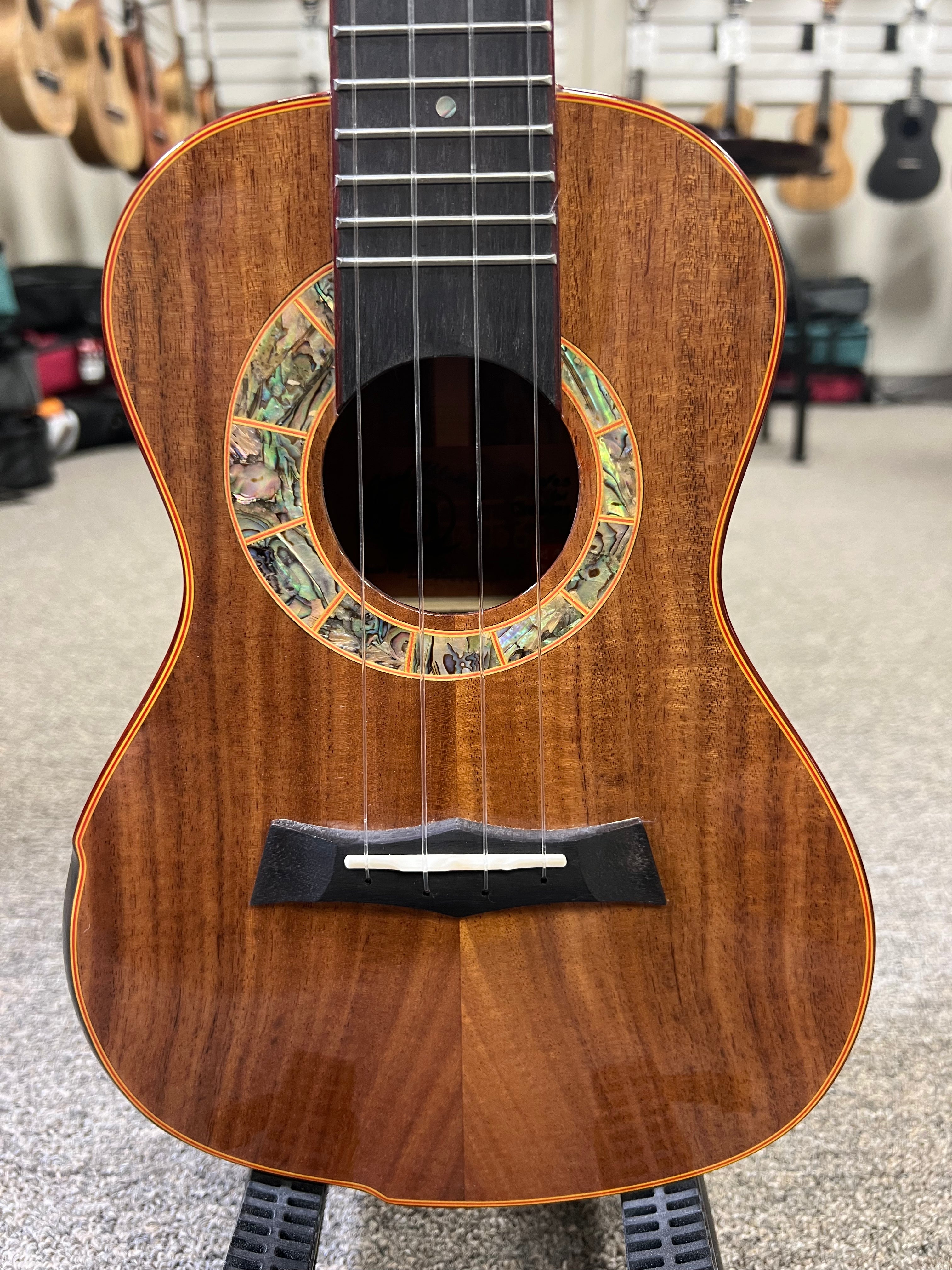 SNAIL S-60C Solid Acacia Concert Ukulele w/Case #2 - Comfort Armrest