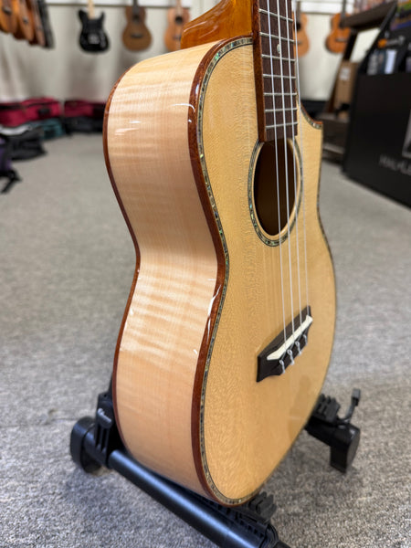 OHANA TK-75CG Tenor Ukulele -Solid Spruce/Solid Flame Maple Cutaway