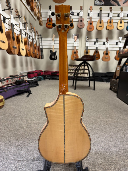 OHANA TK-75CG Tenor Ukulele -Solid Spruce/Solid Flame Maple Cutaway
