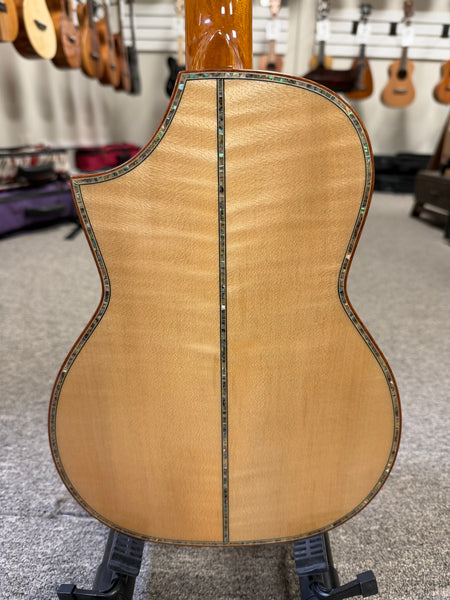 OHANA TK-75CG Tenor Ukulele -Solid Spruce/Solid Flame Maple Cutaway