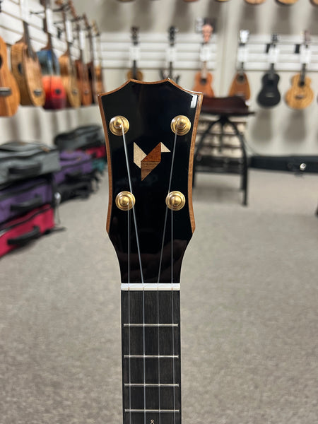 Rebel Creme Brulee Concert Longneck Ukulele w/Case- Solid Mango - Rebel Mango Slim Super Concert