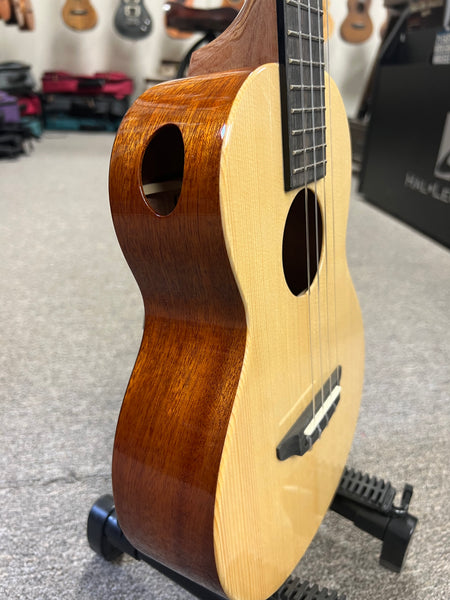 Rebel Double Cheese Tenor Ukulele w/Case - Solid Spruce/Solid Mahogany