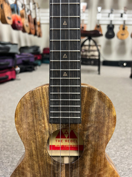 Rebel Creme Brulee Solid Mango Concert Ukulele w/Case - Rebel Mango Slim Concert