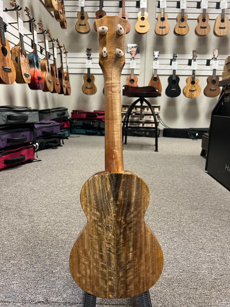 Rebel Creme Brulee Solid Mango Concert Ukulele w/Case - Rebel Mango Slim Concert