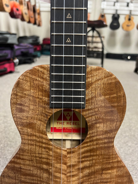 Rebel Creme Brulee Solid Mango Tenor Ukulele w/Case - Rebel Mango Slim Tenor