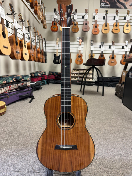 Makaio MKB-20E Solid Koa Electric Baritone Ukulele w/Case - Comfort Contour Armrest