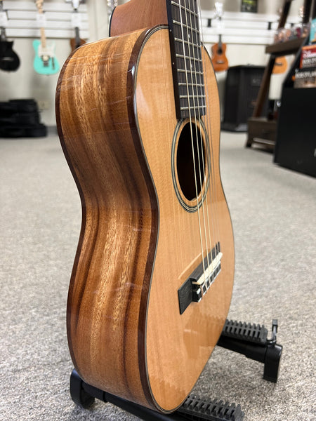 PONO ABD-6C Solid Acacia/Cedar Deluxe 6-String Guitalele w/Case - Guitarlele - Ukulele - Aloha City Ukes