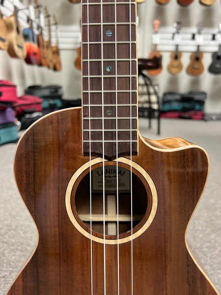 LANIKAI ACS-CET Solid Acacia Electric Tenor Ukulele w/Case - Cutaway/Fishman Pickup