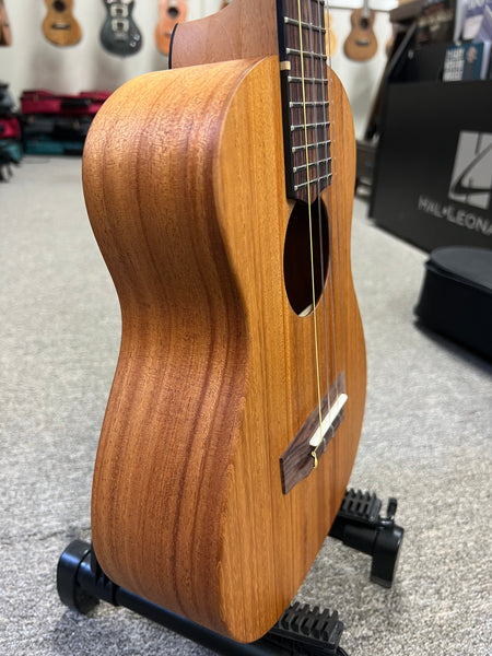 Oli L-TM-S Solid Mahogany Satin Tenor Ukulele w/Case