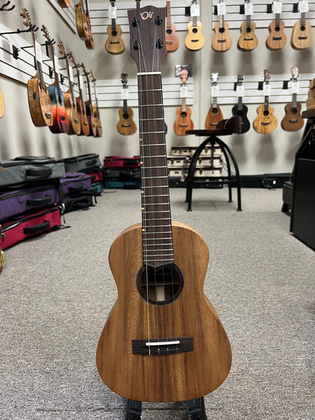 Oli L1-TAS Solid Acacia Satin Tenor Ukulele w/Case