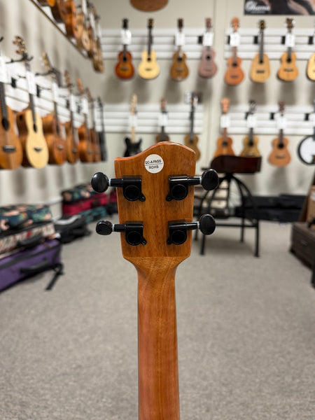 HUG SCR-CG Solid Cedar/Rosewood Concert Ukulele