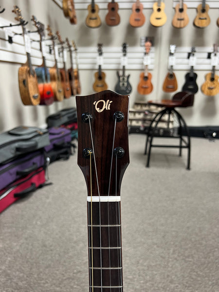 Oli L1-BCA Solid Cedar/Acacia Baritone Ukulele w/Case