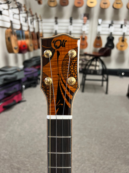 Oli L2-BSFM-SB Solid Spruce/Flame Maple Sunburst Baritone Ukulele w/Case