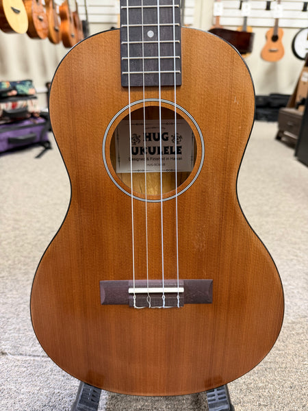 HUG SCSM-B Solid Cedar/Spalted Maple Baritone Ukulele