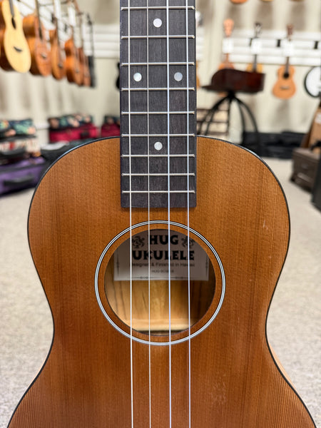 HUG SCSM-B Solid Cedar/Spalted Maple Baritone Ukulele