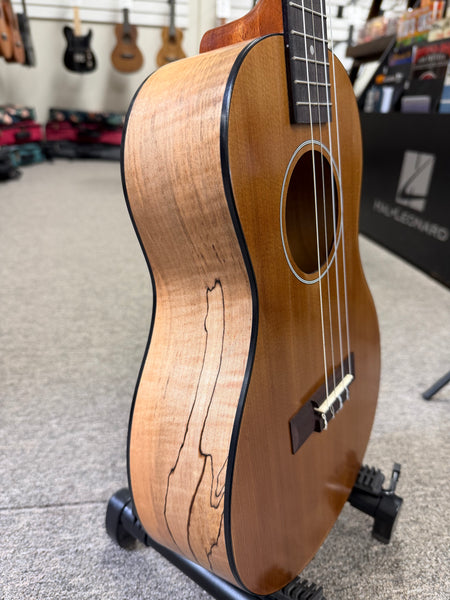 HUG SCSM-B Solid Cedar/Spalted Maple Baritone Ukulele