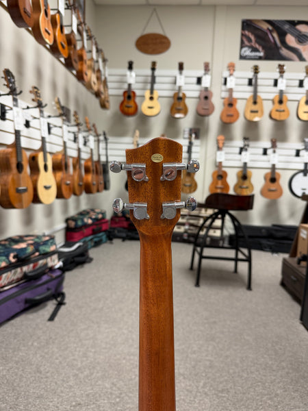 HUG SCSM-B Solid Cedar/Spalted Maple Baritone Ukulele
