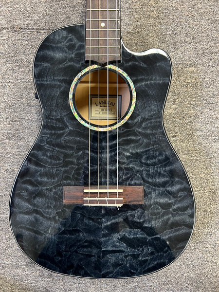 LANIKAI QM-BKCEB Quilted Maple Electric Baritone Ukulele w/Case - Transparent Black
