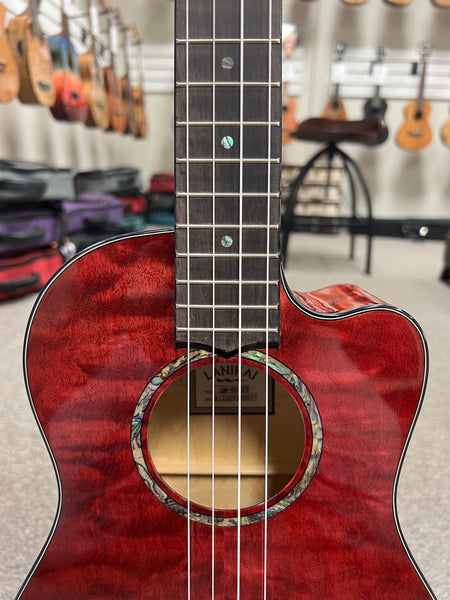 LANIKAI QM-RDCEB Quilted Maple Electric Baritone Ukulele w/Case - Transparent Red