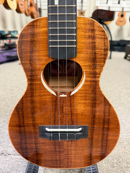 KoAloha Red Label "Polani" Solid Curly Koa Concert Ukulele w/Case