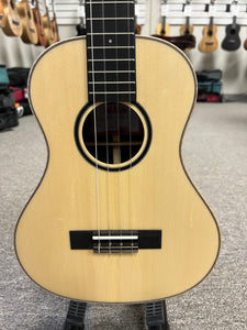 KALA KA-ASZCT-ST Solid Spruce/Ziricote Tenor XL Ukulele - Super Tenor