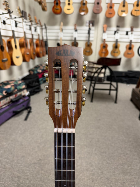KALA KA-SCAC-B8 Solid Cedar Top/Acacia 8 String Baritone Ukulele