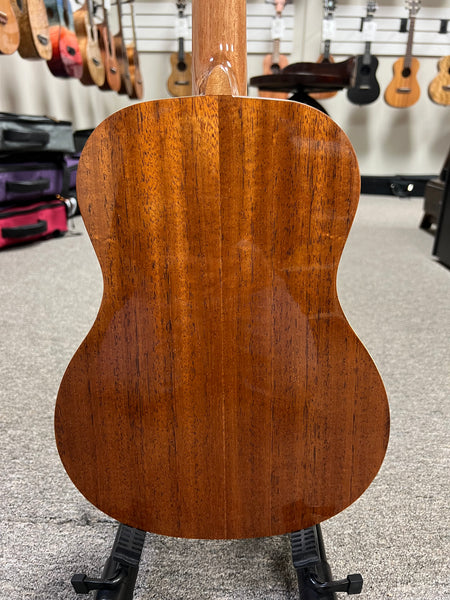 Makaio MMB-10E Mahogany Electric Baritone Ukulele w/Case